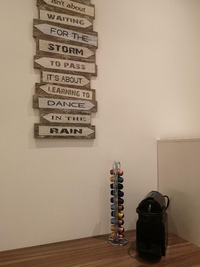 Appartement Apartment, Modern Und Neu Renoviert