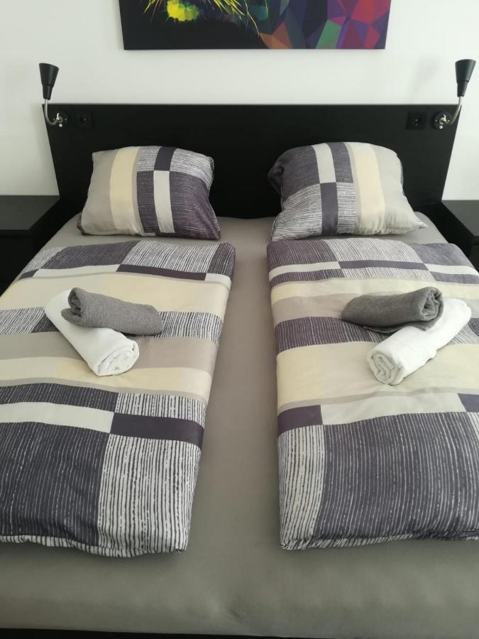 Apartment, Modern Und Neu Renoviert Appartement *